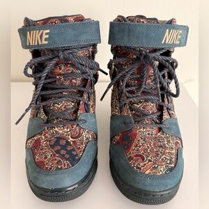 Nike Air Revolution Sky Hi Liberty